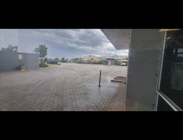 4,209M² WAREHOUSE TO LET IN AIRPORT INDUSTRIA